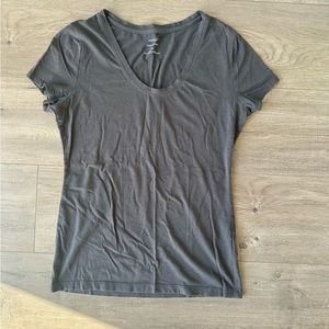 Banana Republic timeless tee - size XS